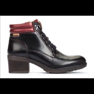 Pikolinos Lyon black burgundy leather heel boot 37